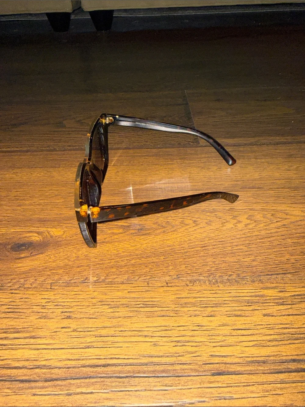 Women's Oversized Square Sunglasses in Tortoiseshell Brown